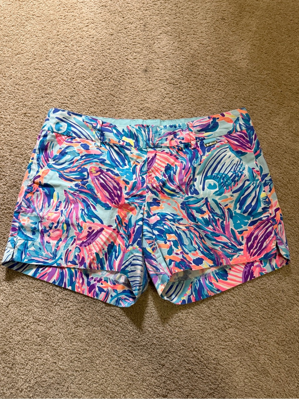 Lilly Pulitzer Callahan shorts vibrant colorful abstract print size 8